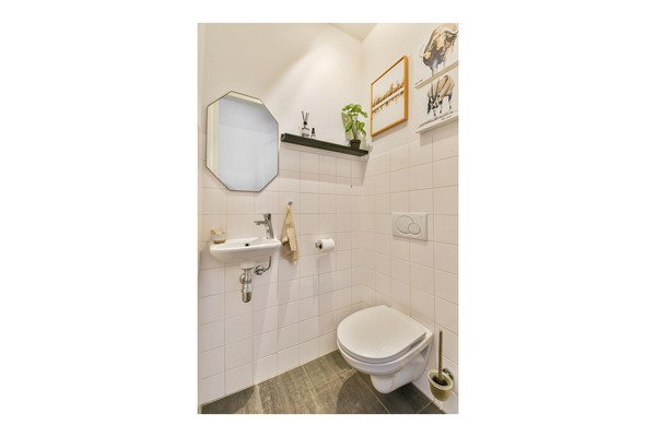 Medium property photo - Van Oldenbarneveldtstraat 52M, 1052 KC Amsterdam